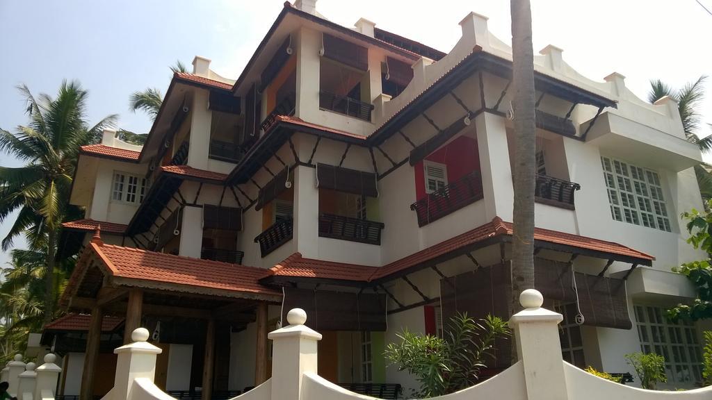 Hotel Palm Tree Anex à Varkala Extérieur photo