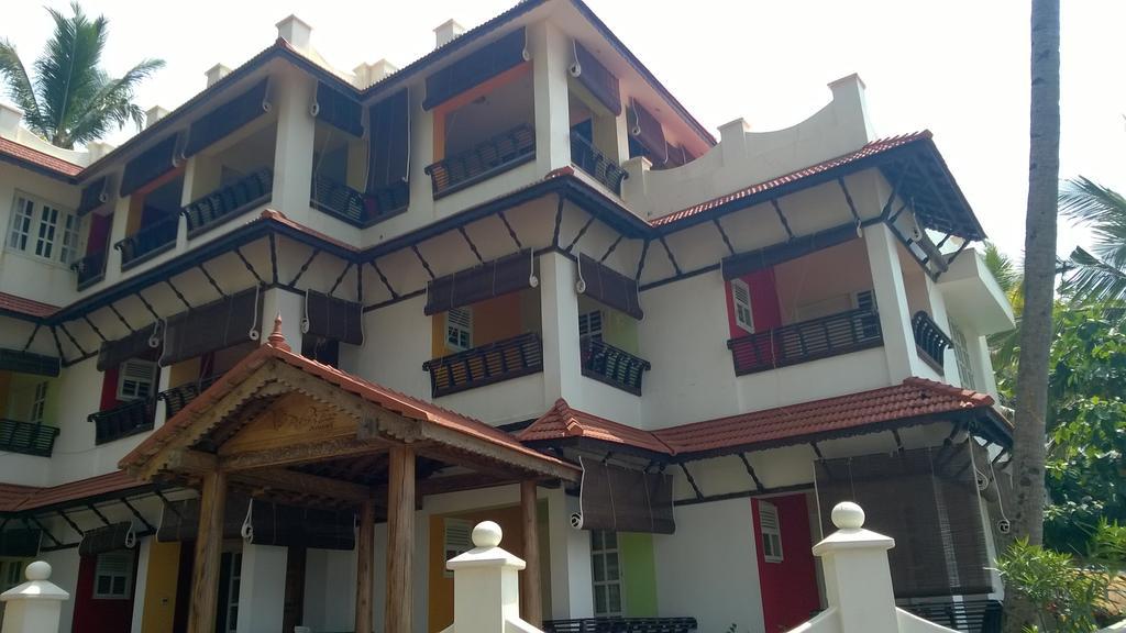 Hotel Palm Tree Anex à Varkala Extérieur photo