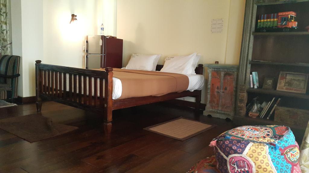 Hotel Palm Tree Anex à Varkala Chambre photo