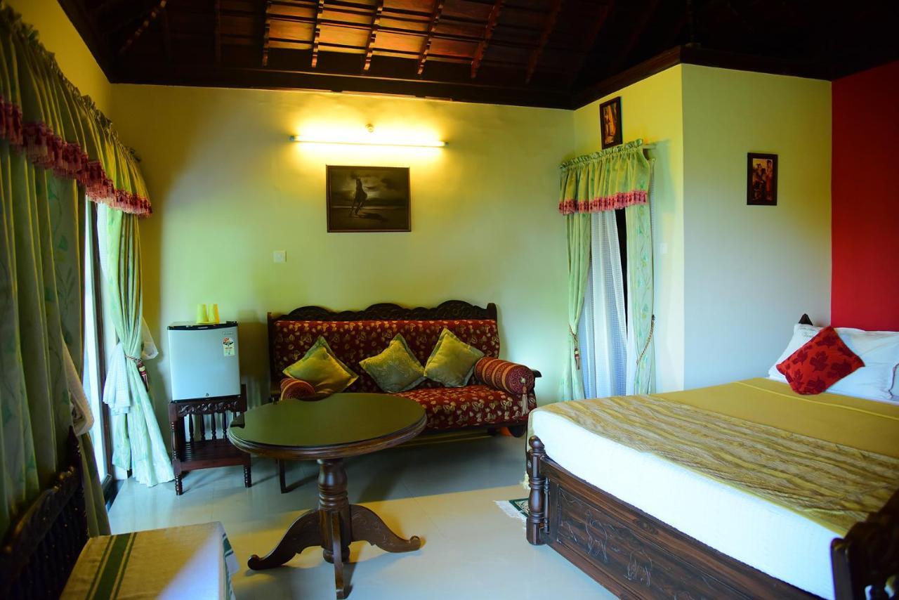Hotel Palm Tree Anex à Varkala Extérieur photo